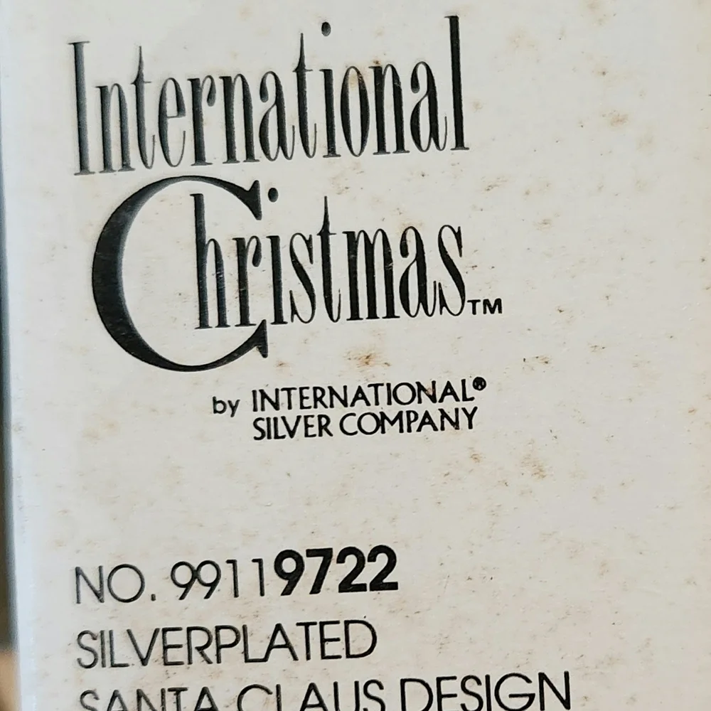 International Christmeas Silverplated Holiday Santa Candle Holder